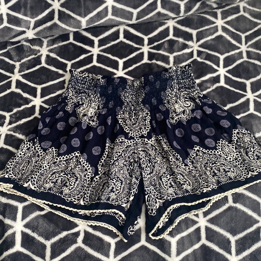 Night Waisted Elastic Shorts